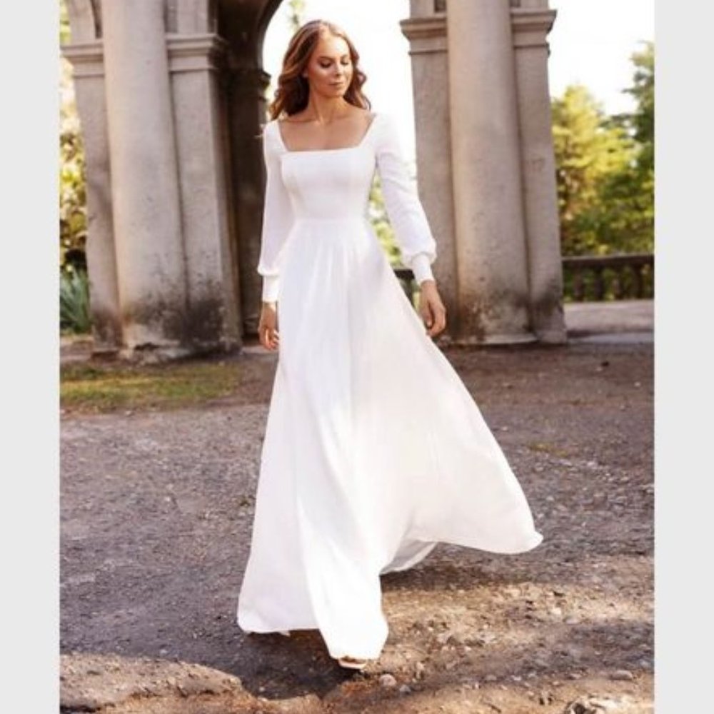 Bridal gown - Picture 7 of 15